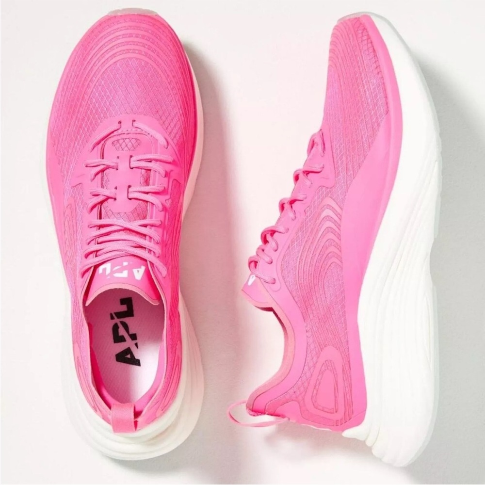 APL Streamline Sneakers Hot Pink Fusion White Size 7 1/2 NWOB… Make me an offer